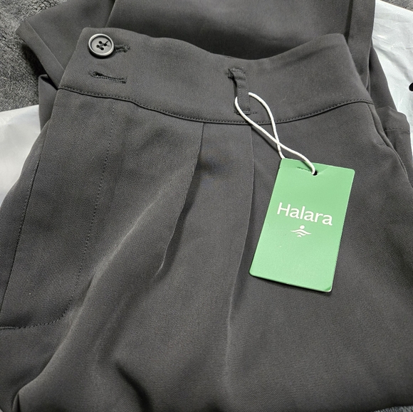 Halara high waisted pleated Straight leg Work pants - large - tall - Picture 2 of 2